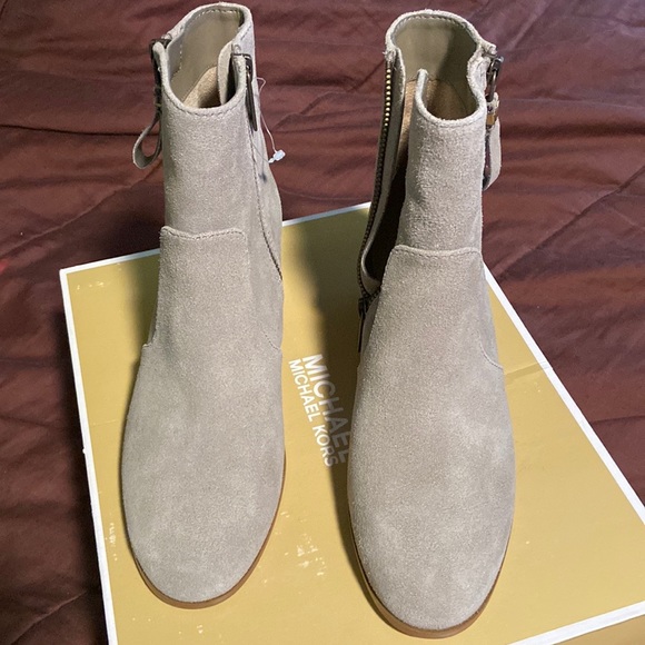 Heeled Bootie by Michael Kors Brand.  NWOT! - Picture 4 of 16